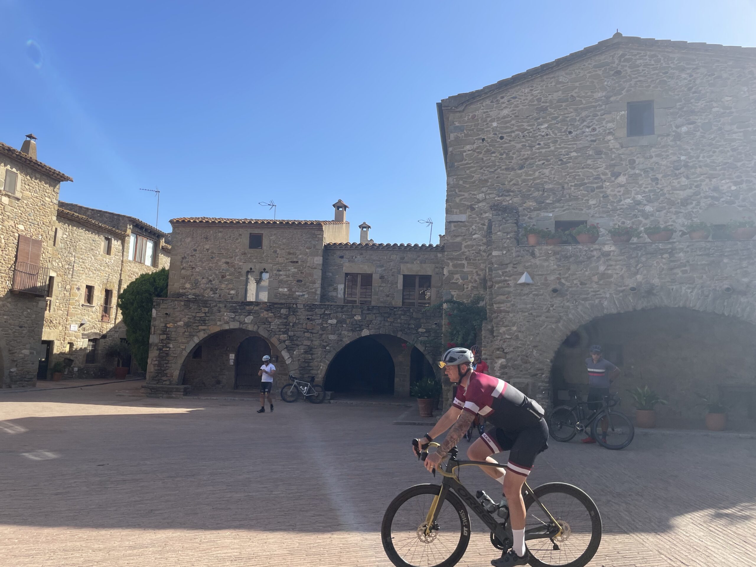 ASCO 1209: CYCLING – SPAIN SEPT 2022 (ROYAL LANCERS)